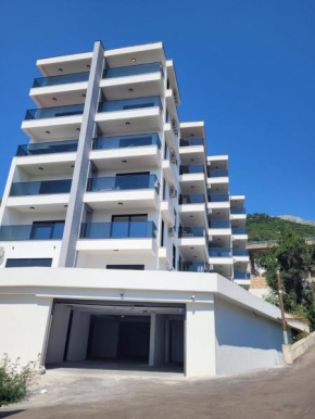 SD LUX APARTMENTS